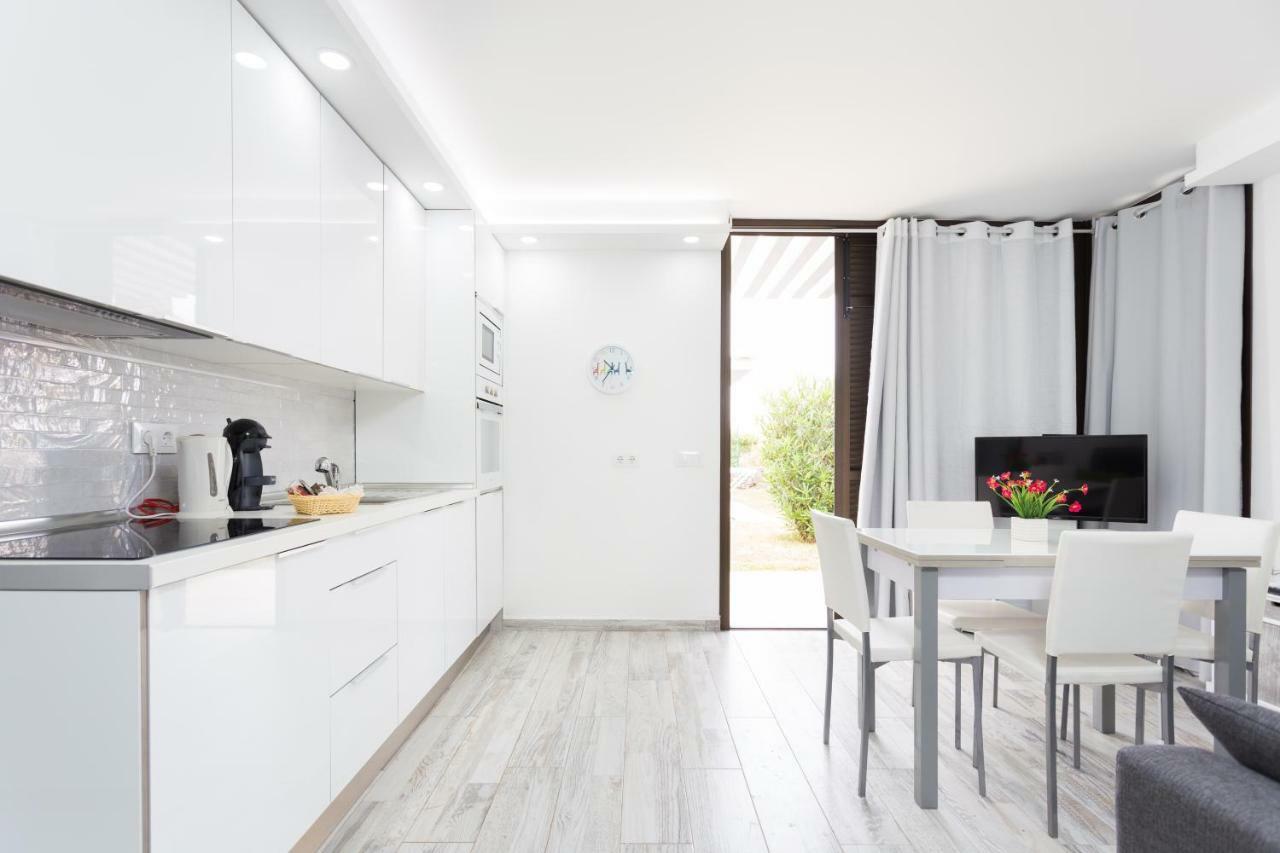 241 Quiet Bungalow With Terrace And Barbecue Playa de las Americas  Exteriör bild